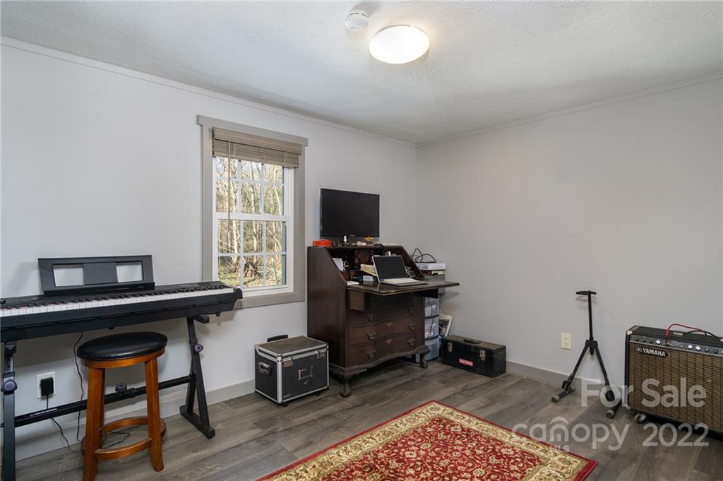 25 Alex Drive Asheville NC 28805