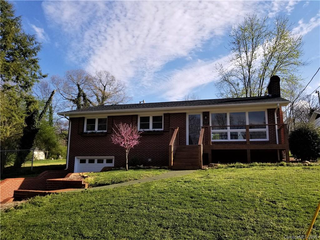 302 Bristol Street Morganton NC 28655