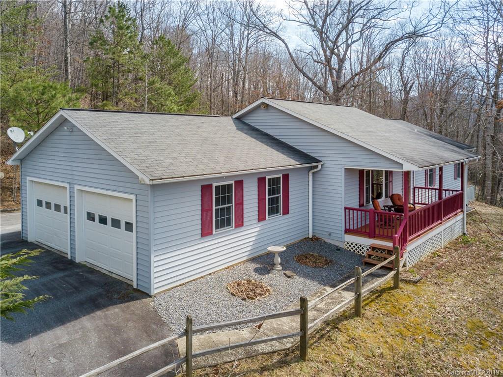 11 Kahluas Way Fairview NC 28730