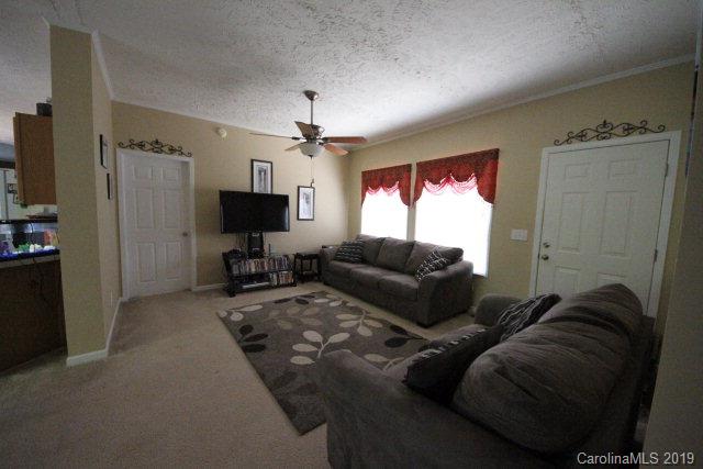 631 Hidden View Loop Marion NC 28752