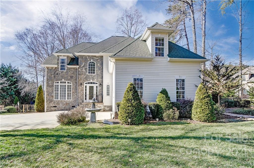 106 Poinsettia Lane Mooresville NC 28117
