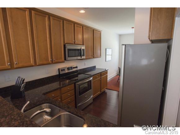 33 Onteora Oaks Drive Asheville NC 28803