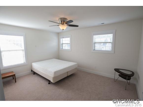 33 Onteora Oaks Drive Asheville NC 28803