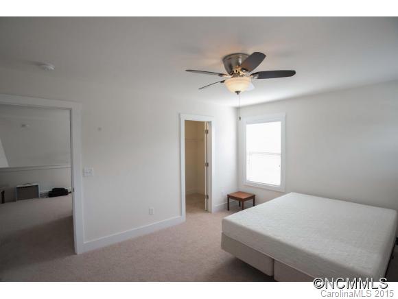 33 Onteora Oaks Drive Asheville NC 28803
