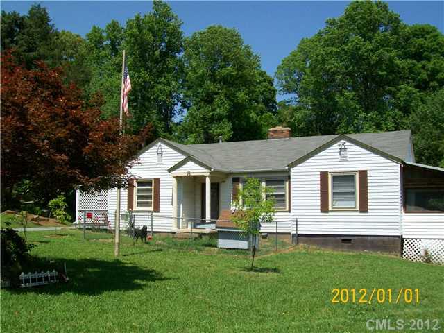712 Noles Drive Mount Holly NC 28120