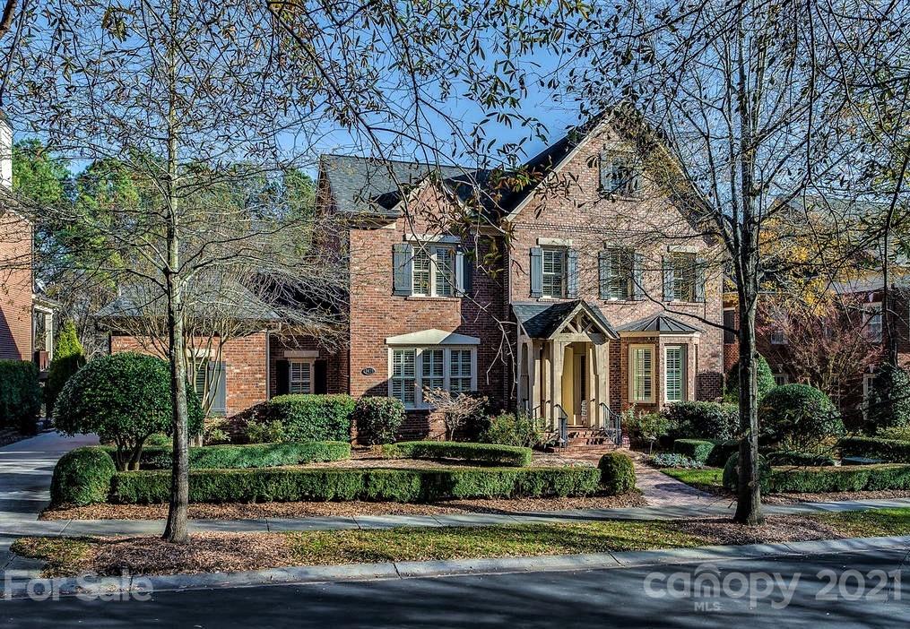 9408 Heydon Hall Circle Charlotte NC 28210