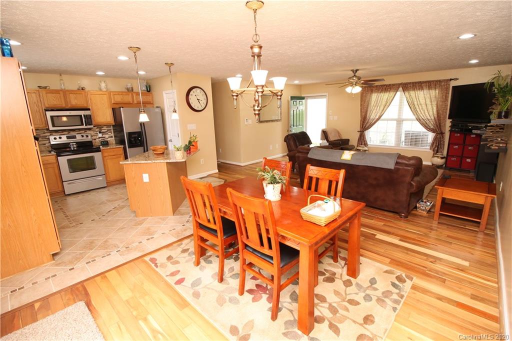 211 Jd Trail Candler NC 28715