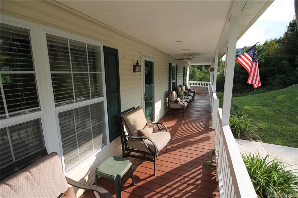 211 Jd Trail Candler NC 28715