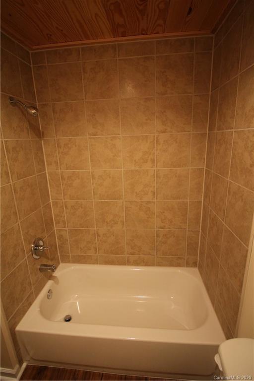 211 Jd Trail Candler NC 28715