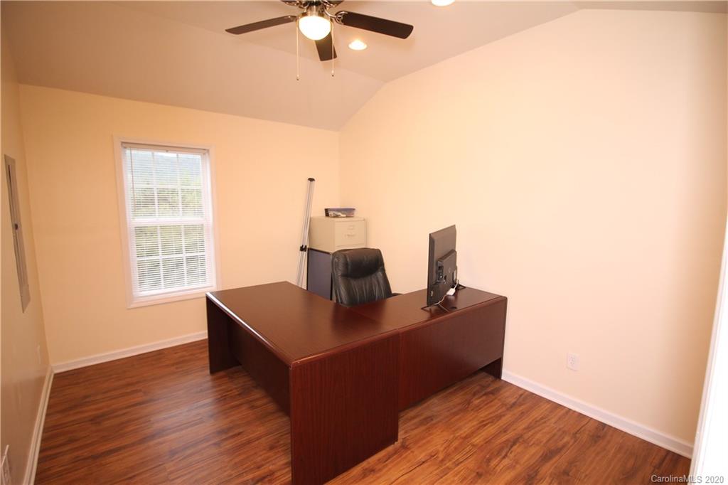 211 Jd Trail Candler NC 28715