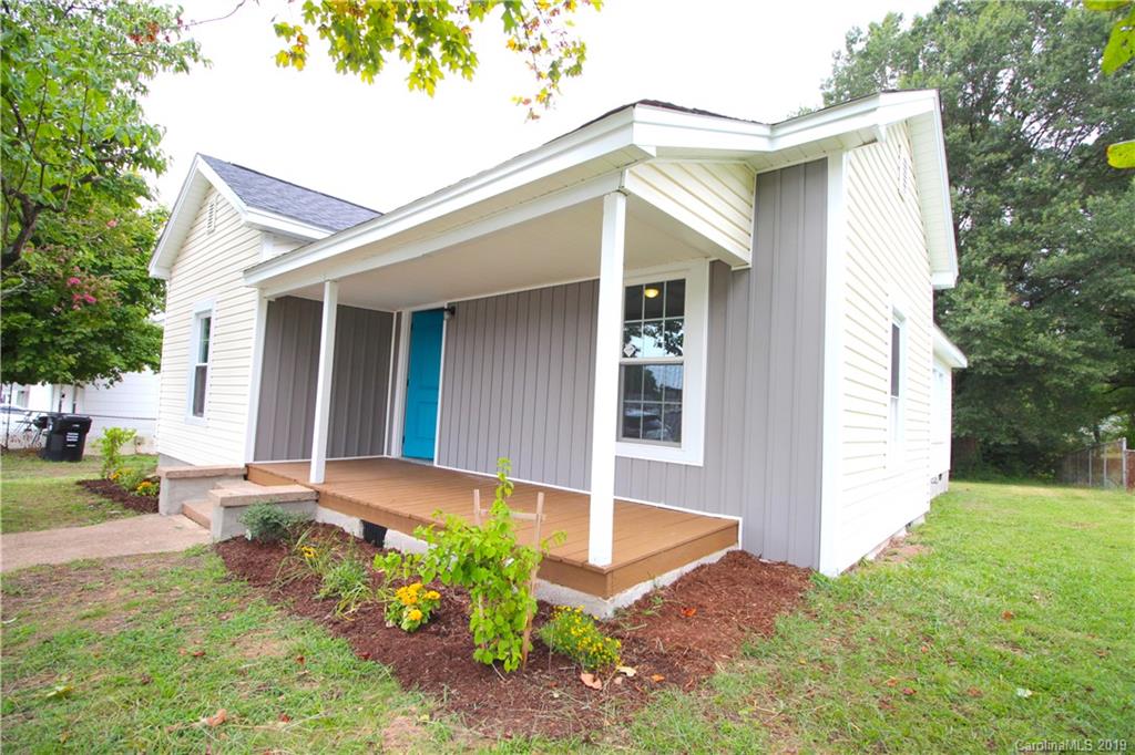 44 Peachtree Avenue Nw Concord NC 28025