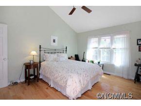 11 Ridge Runner Lane Asheville NC 28806