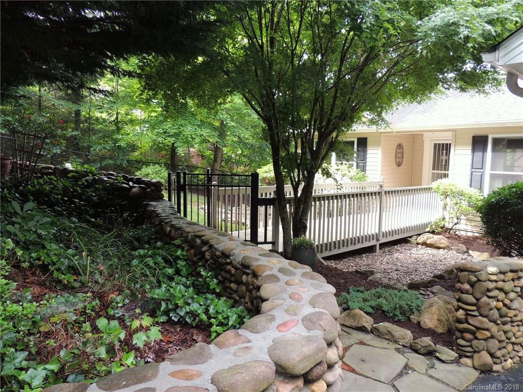 8 Silver Springs Drive Asheville NC 28803