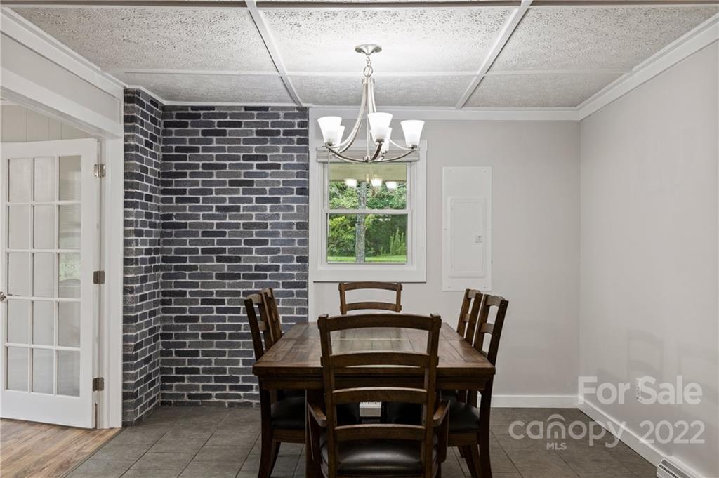 59 Hickory Tree Road Asheville NC 28805