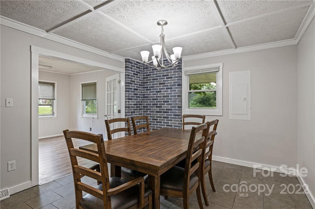 59 Hickory Tree Road Asheville NC 28805