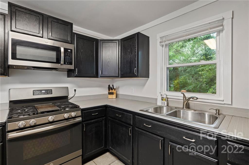 59 Hickory Tree Road Asheville NC 28805