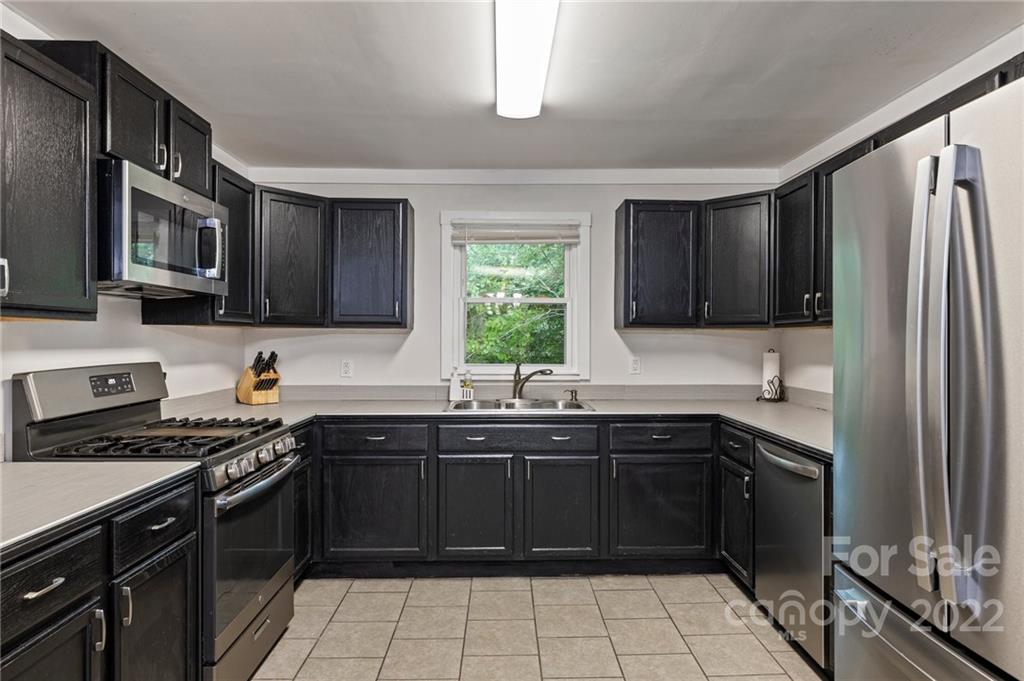 59 Hickory Tree Road Asheville NC 28805