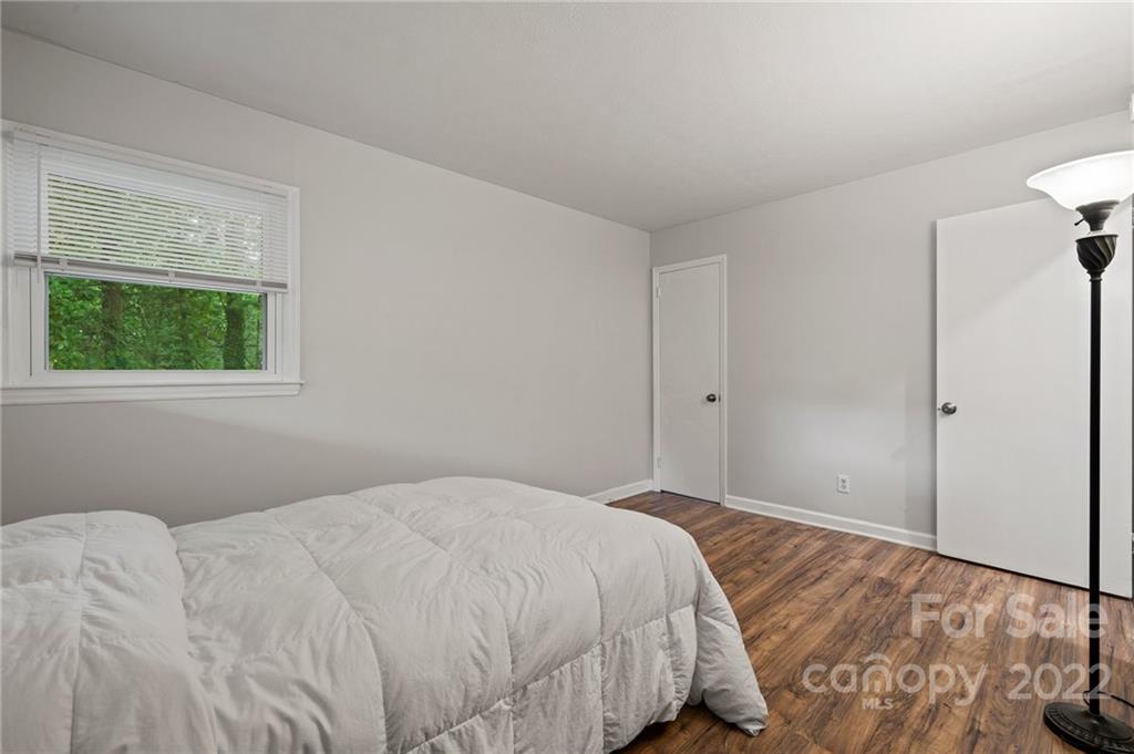59 Hickory Tree Road Asheville NC 28805