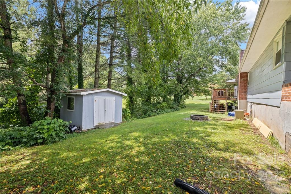 59 Hickory Tree Road Asheville NC 28805