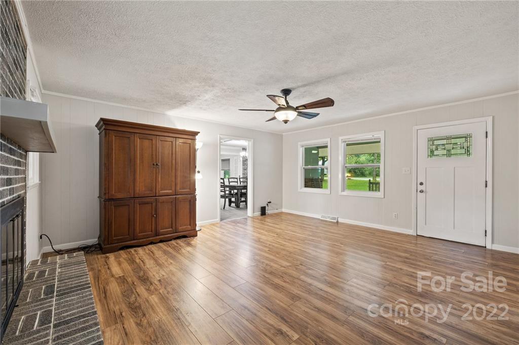 59 Hickory Tree Road Asheville NC 28805