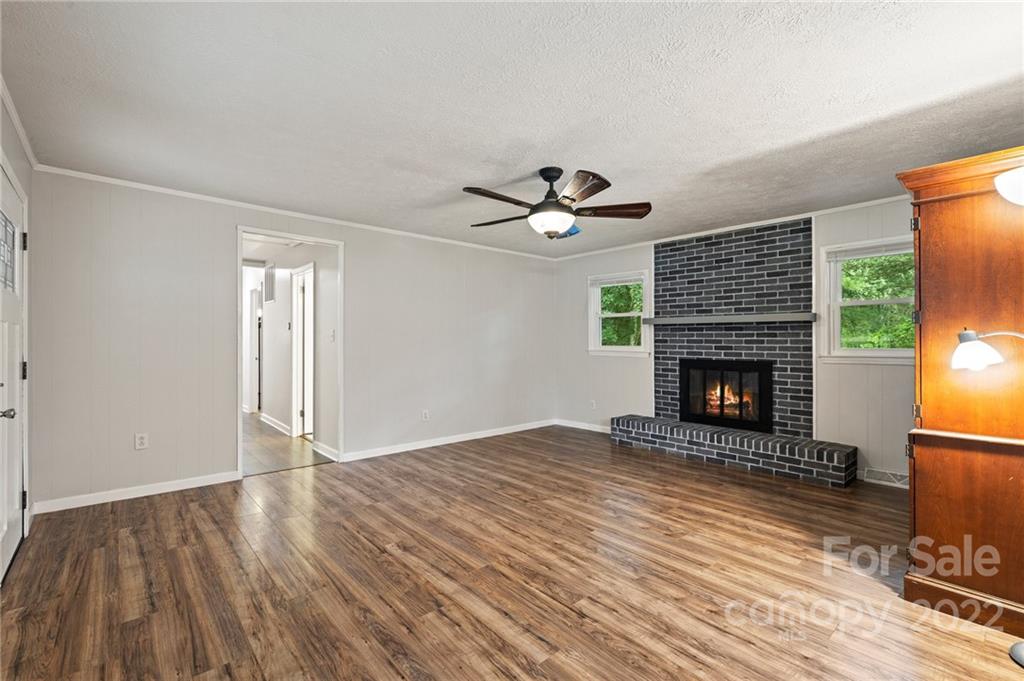 59 Hickory Tree Road Asheville NC 28805