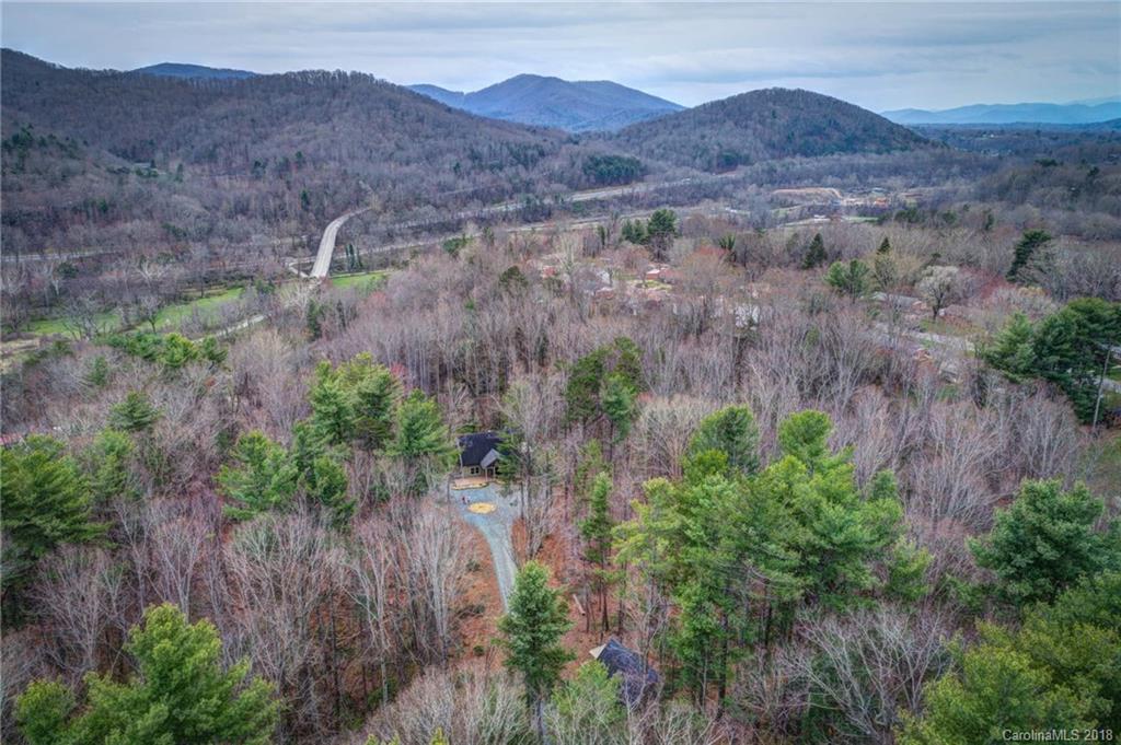 69 Wagon Road Asheville NC 28805
