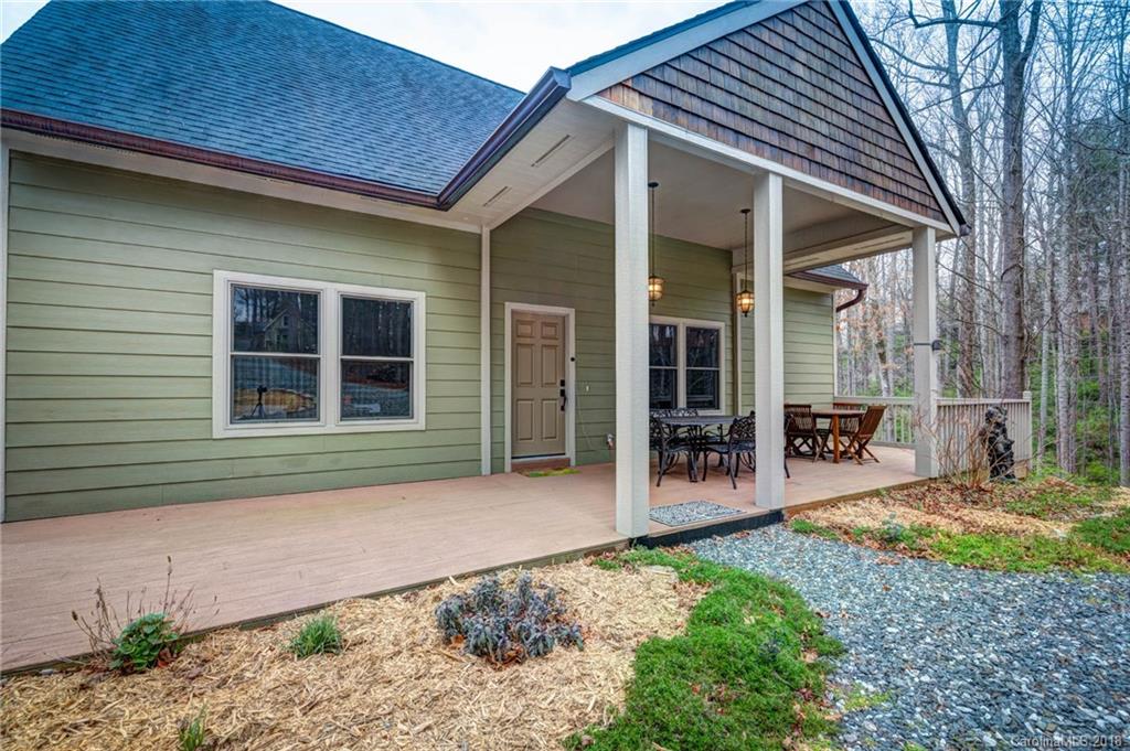 69 Wagon Road Asheville NC 28805