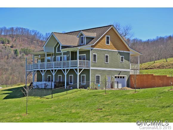 105 Gloria Way Waynesville NC 28785