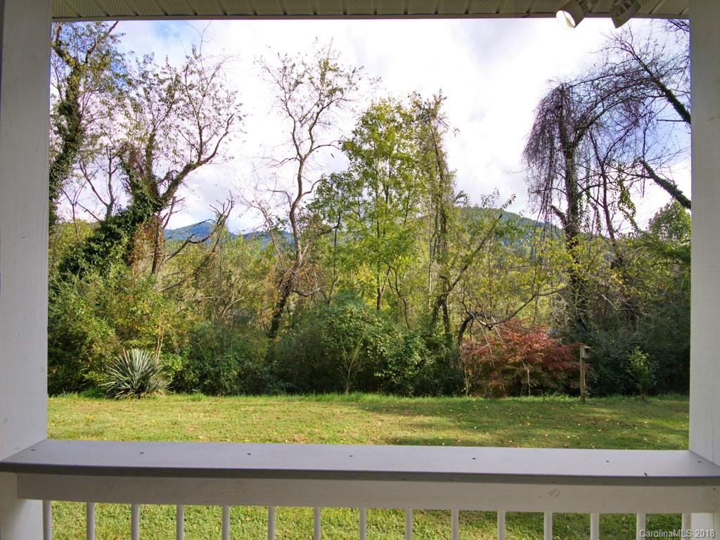 32 Killian Road Asheville NC 28804