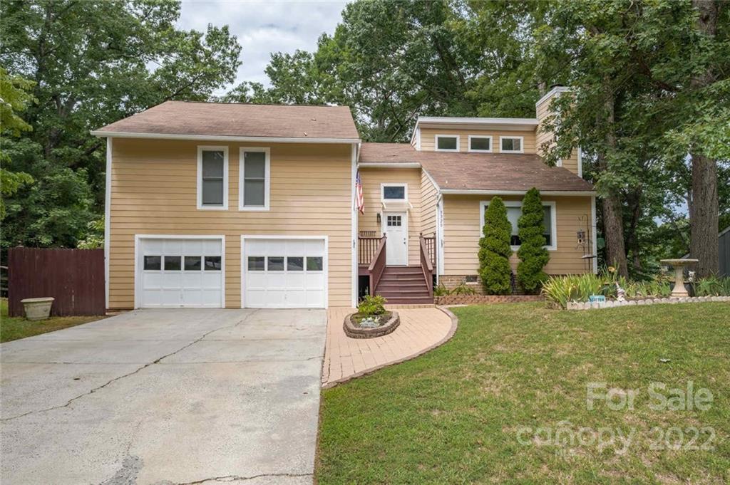 9320 Fairway Ridge Road Charlotte NC 28277