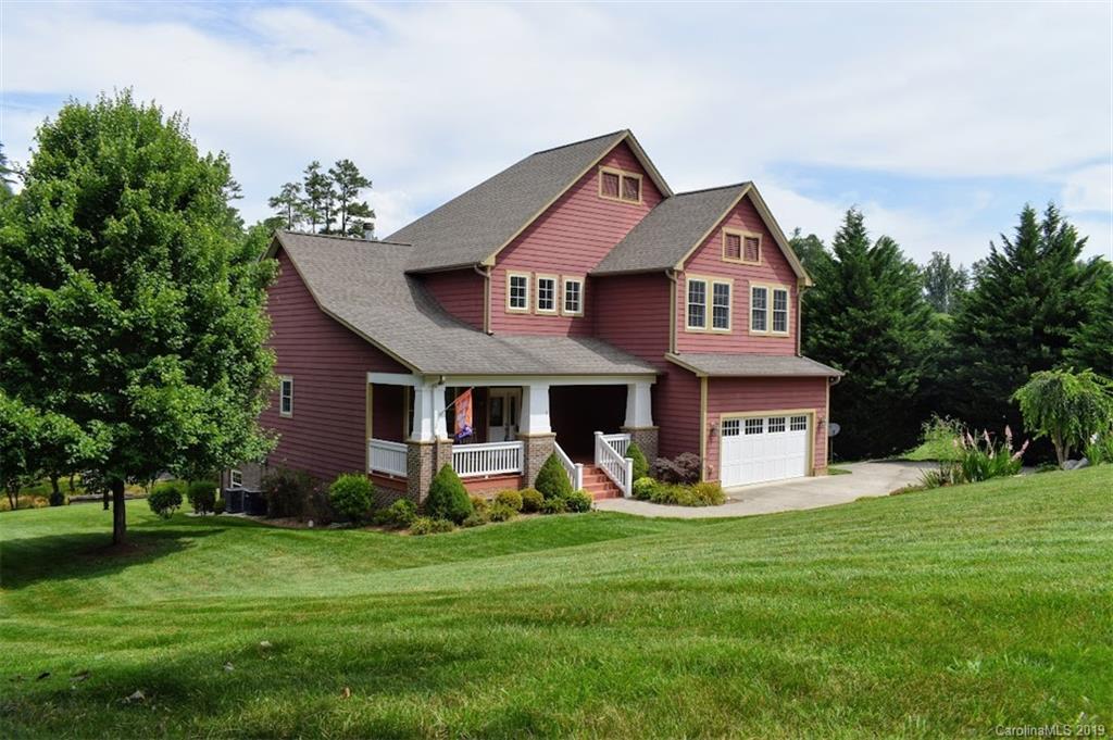 8 Old Farm House Road Weaverville NC 28787