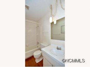309 Heather Court Asheville NC 28804