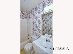 309 Heather Court Asheville NC 28804
