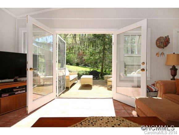 119 Spooks Branch Road Asheville NC 28804
