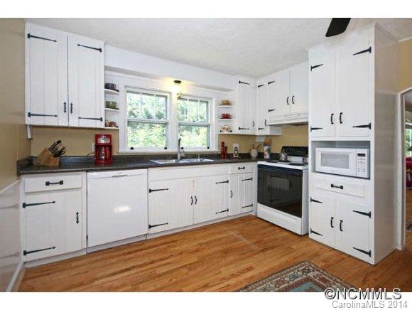 119 Spooks Branch Road Asheville NC 28804