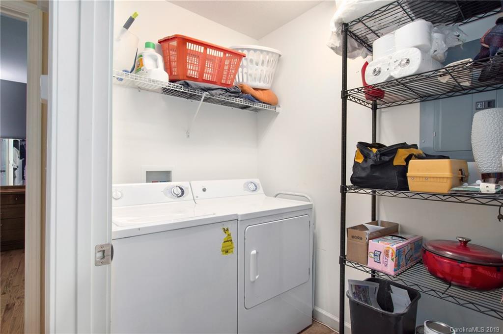 32 Piercy Street Asheville NC 28806