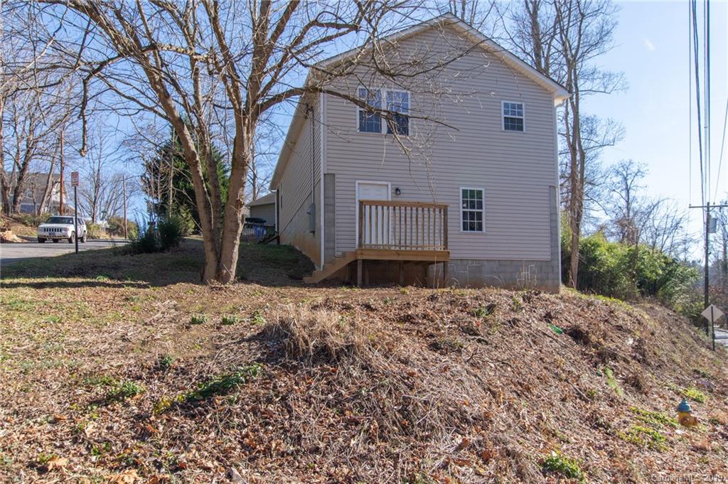 32 Piercy Street Asheville NC 28806