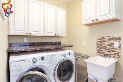 153 Fox Creek Drive Fletcher NC 28732