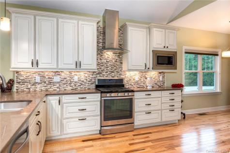 153 Fox Creek Drive Fletcher NC 28732