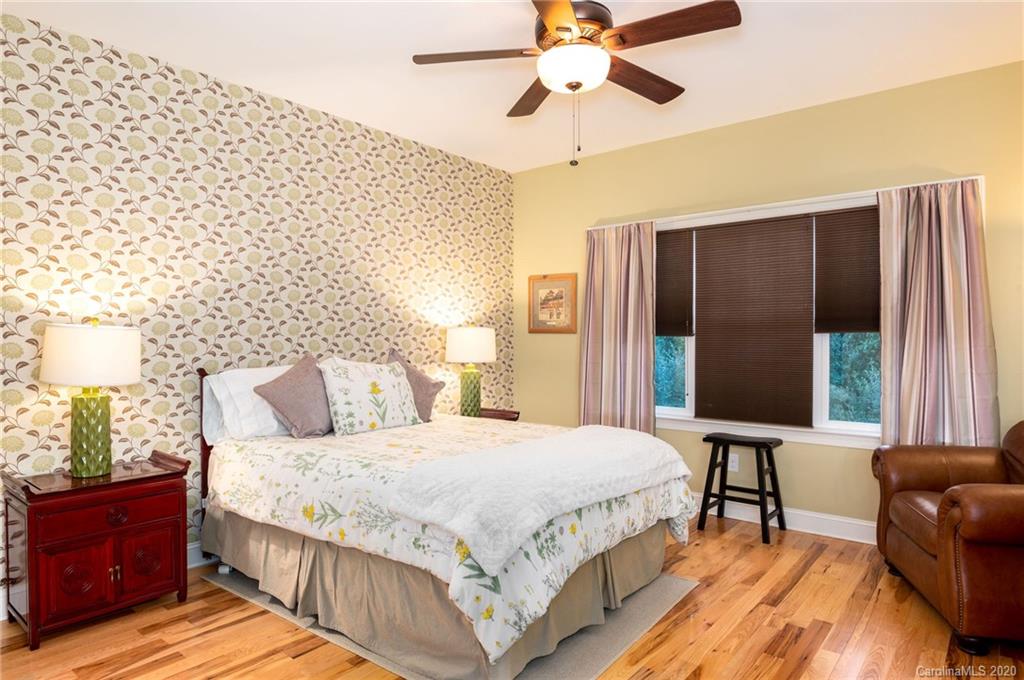 153 Fox Creek Drive Fletcher NC 28732