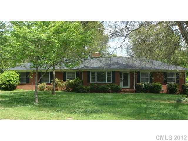 5924 Woodbridge Road Charlotte NC 28227