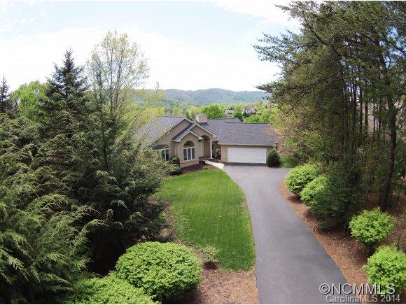5 Manor Way Weaverville NC 28787