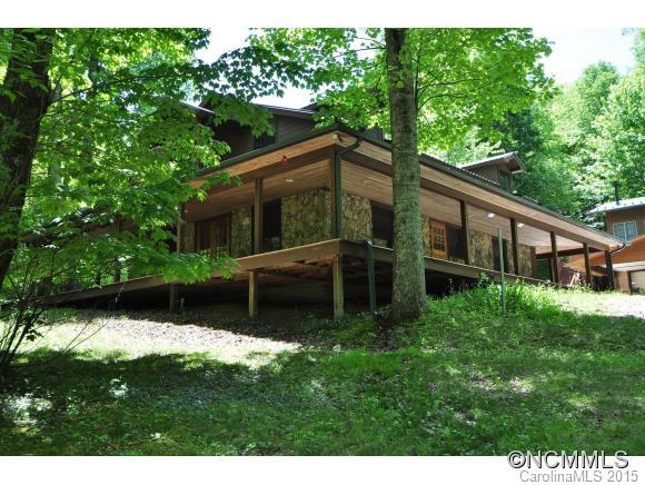 1040 Norton Fork Road Hot Springs NC 28743
