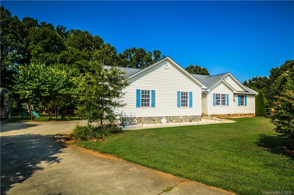 2803 River Meadows Court Lincolnton NC 28092