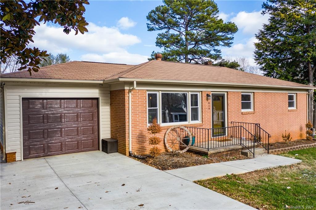 419 20th Avenue Ne Hickory NC 28601