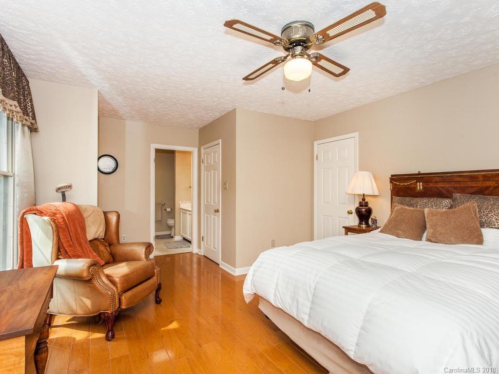 160 Kennedy Road Weaverville NC 28787