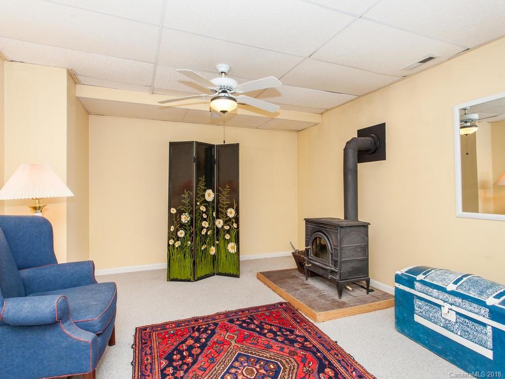 160 Kennedy Road Weaverville NC 28787