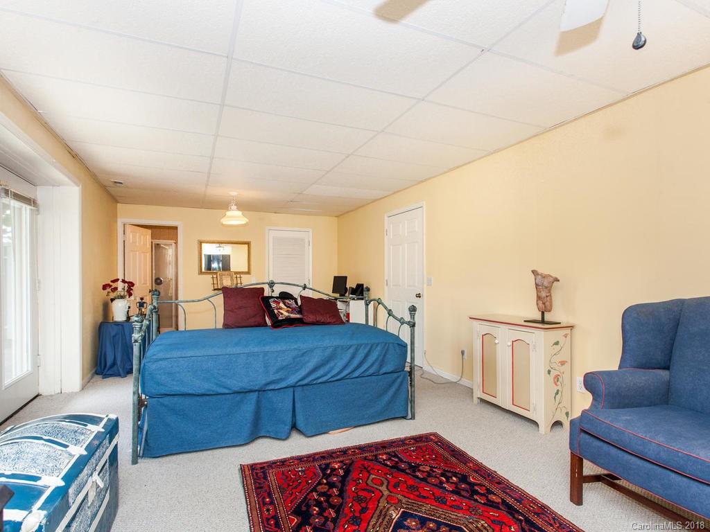 160 Kennedy Road Weaverville NC 28787