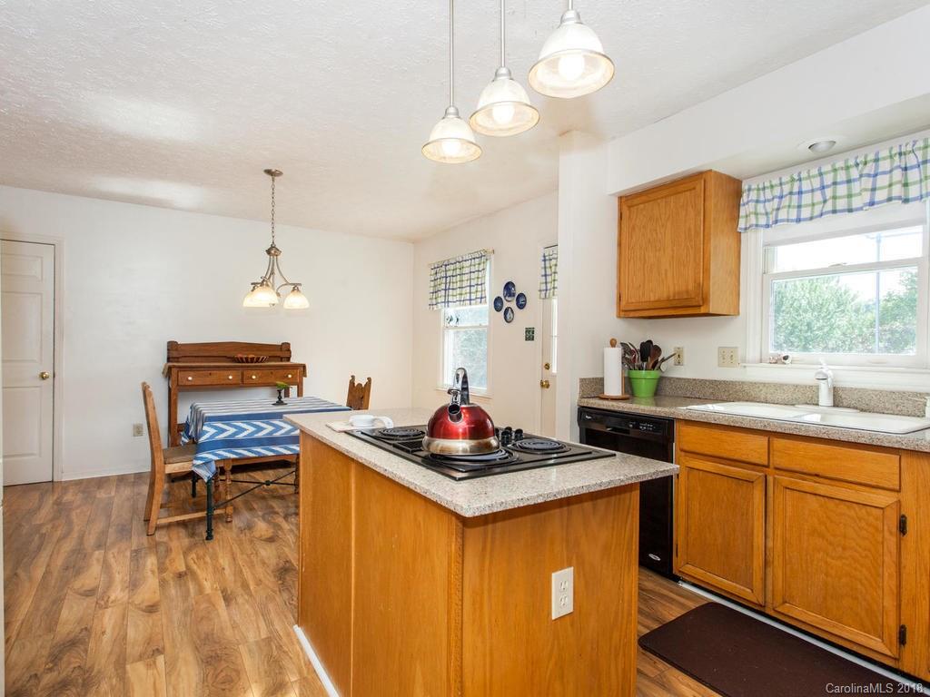 160 Kennedy Road Weaverville NC 28787