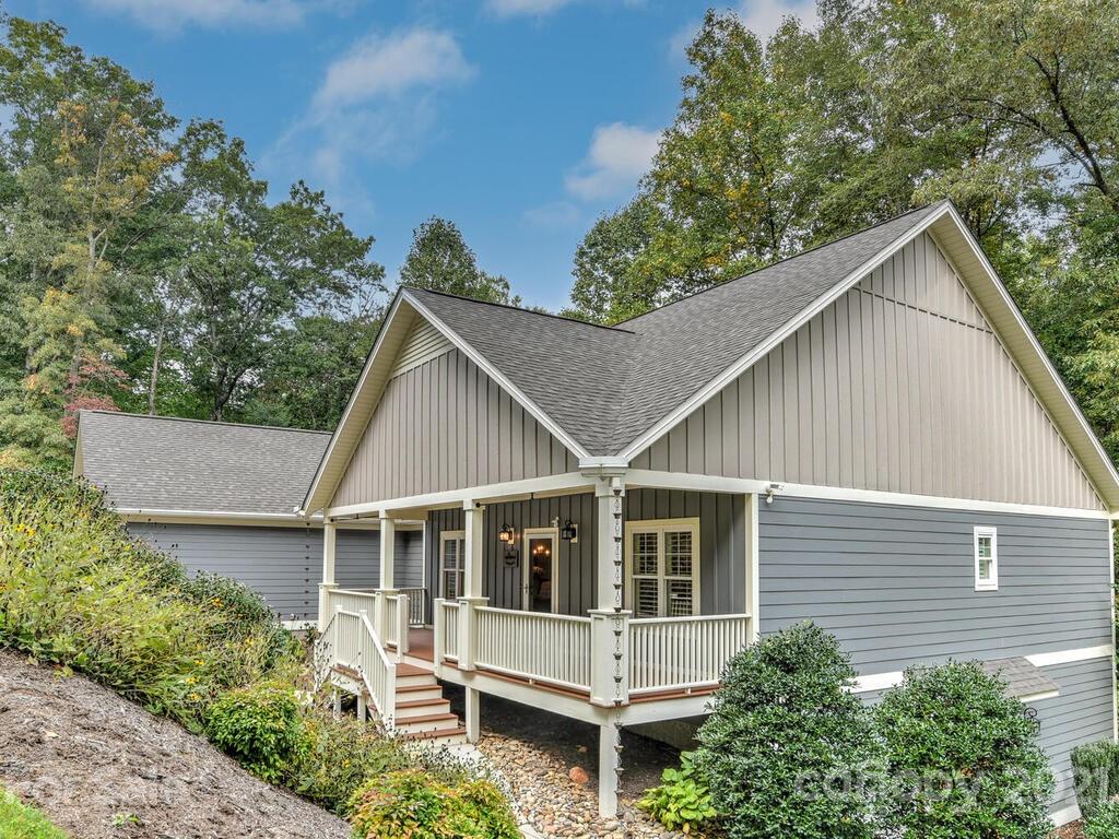 31 Jr Estates Drive Candler NC 28715